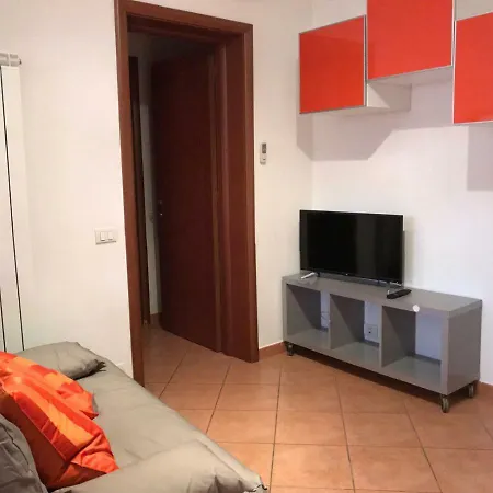 Apartment Orange & Mandarin *